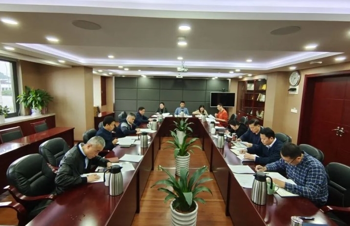 市工商联党组理论学习中心组举行“中国人权发展道路”和《信访工作条例》专题学习会